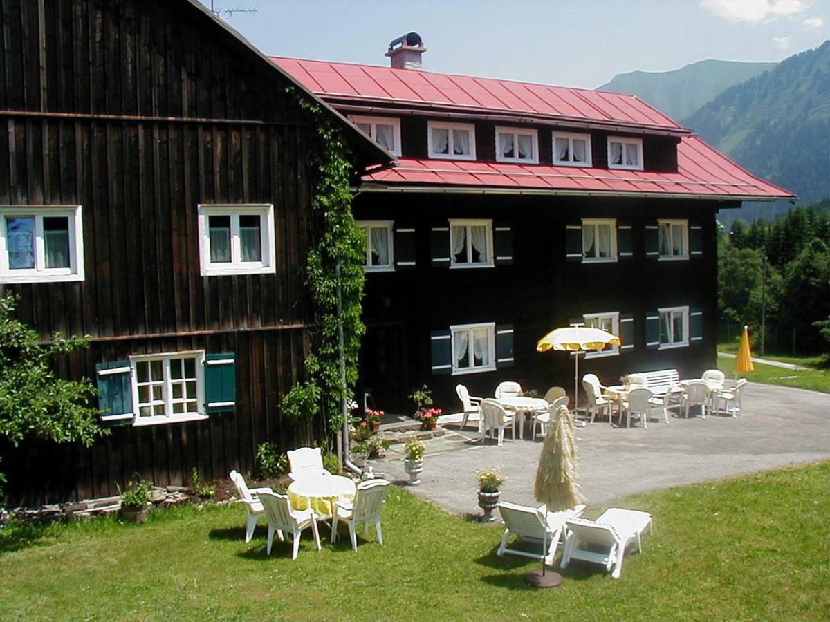 Walmendinger Haus Apartment Hirschegg  Exterior photo